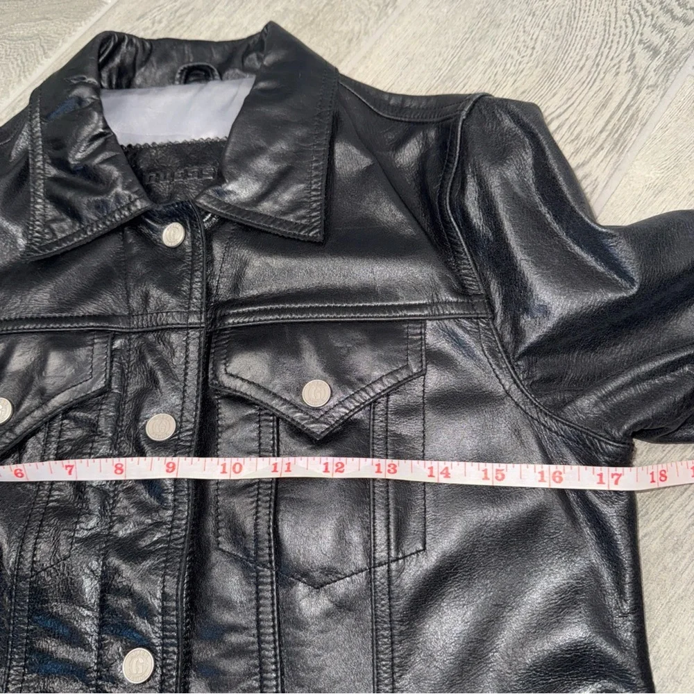 GUESS Jacket‎ Women’s S Black Genuine Leather 5-Snap Button Front Trucker *READ